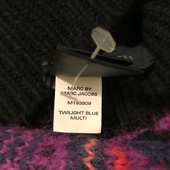 Marc By Marc Jacobs Wool Hat with Attached Scarf - Picture 6 of 8